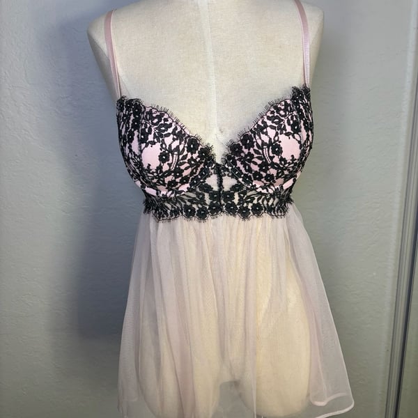Victoria's Secret Babydoll Size 34C Pink Black Lace Mesh Lingerie