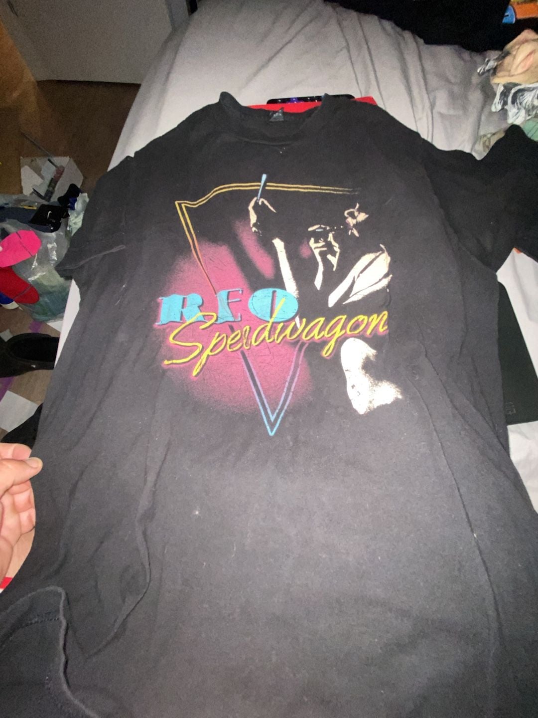 REO Speedwagon Band Tour T-Shirt Black Graphic Tee 2