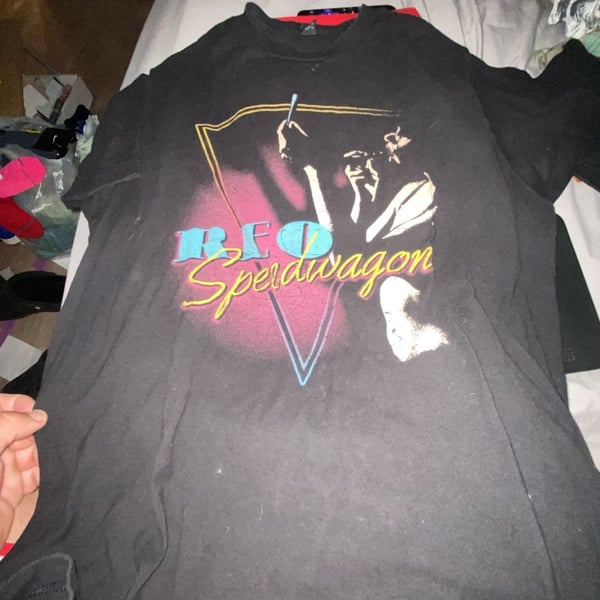 REO Speedwagon Band Tour T-Shirt Black Graphic Tee