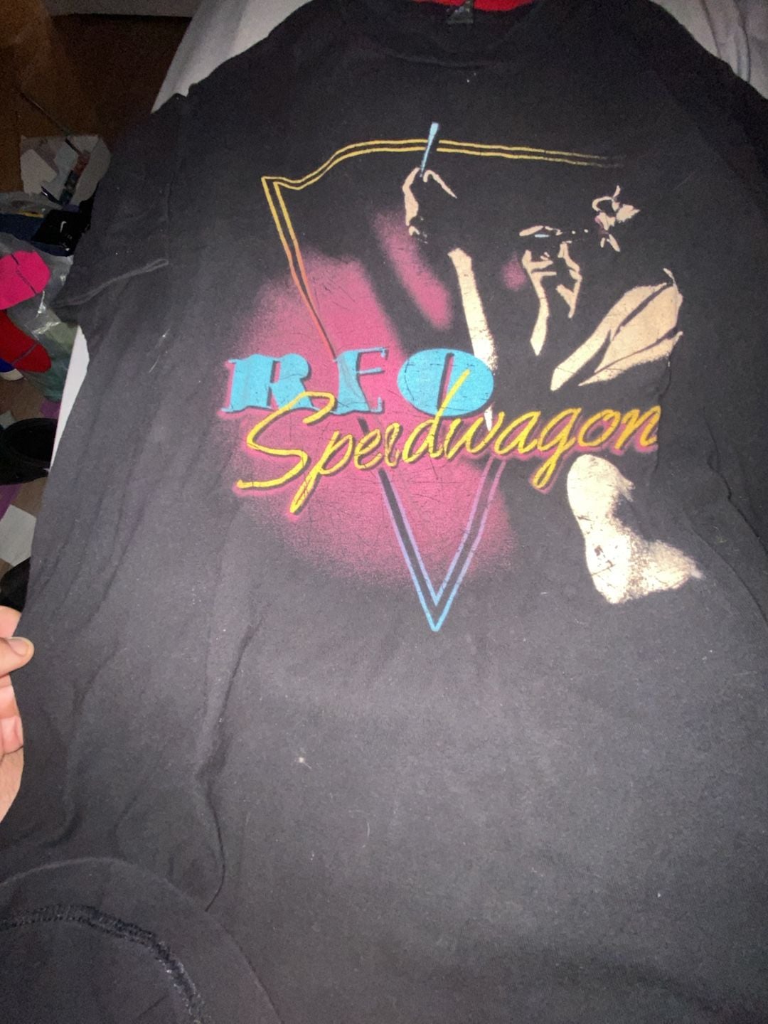 REO Speedwagon Band Tour T-Shirt Black Graphic Tee 4
