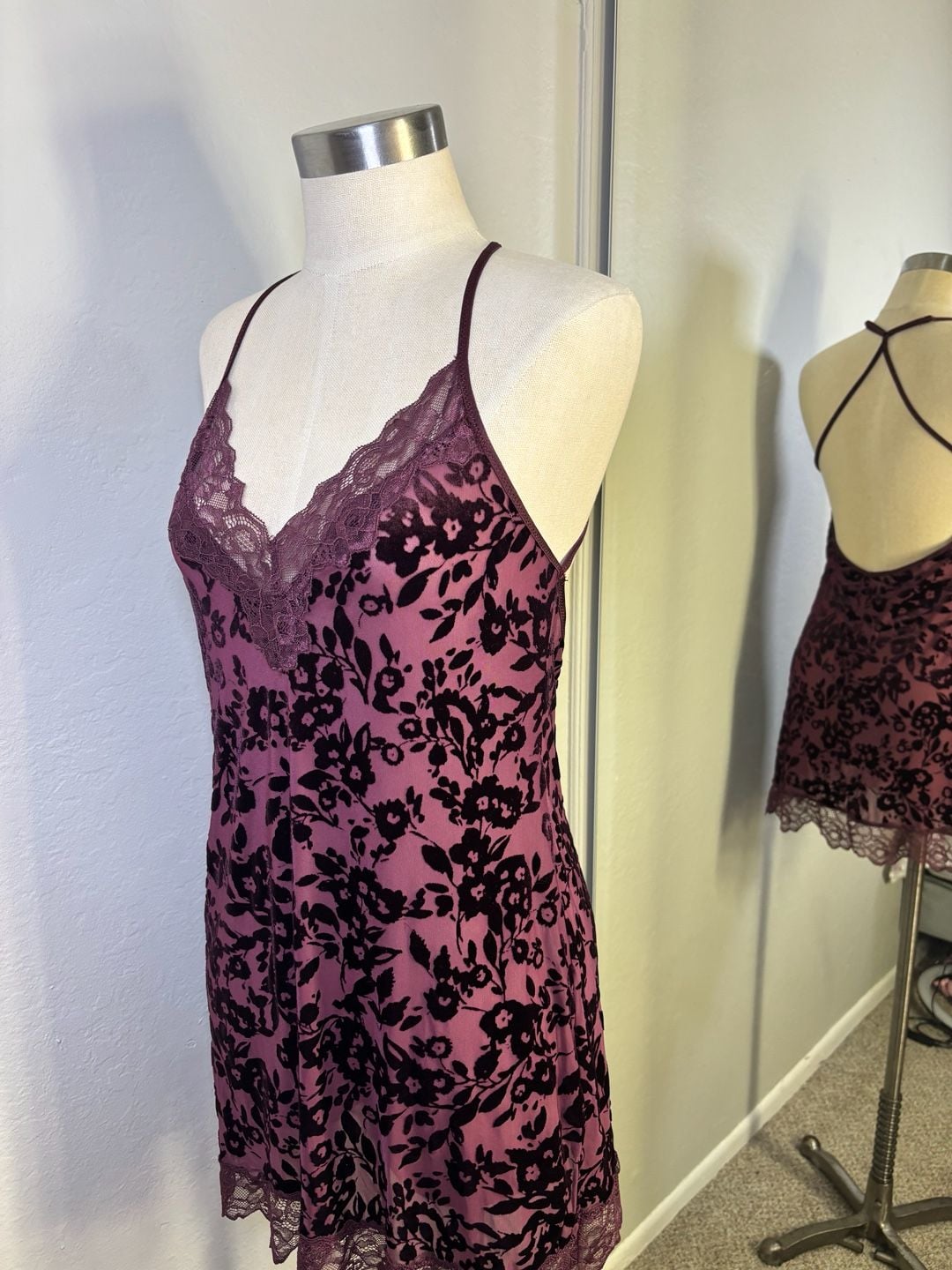 In Bloom by Jonquil Burnout Velvet Chemise Purple Floral Lace Trim 7
