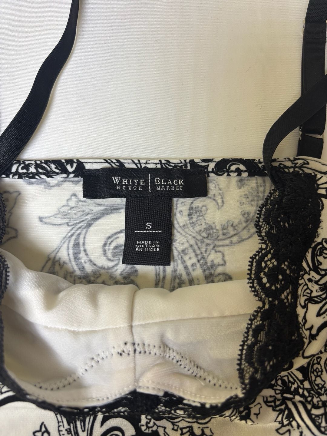 White House Black Market Lace Trim Cami Black White Paisley 10