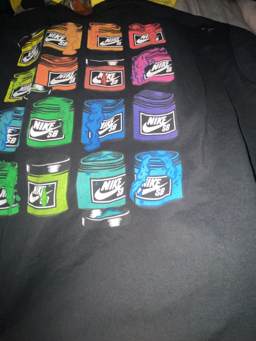 Nike SB Paint Can Graphic T-Shirt Size XL Black 4