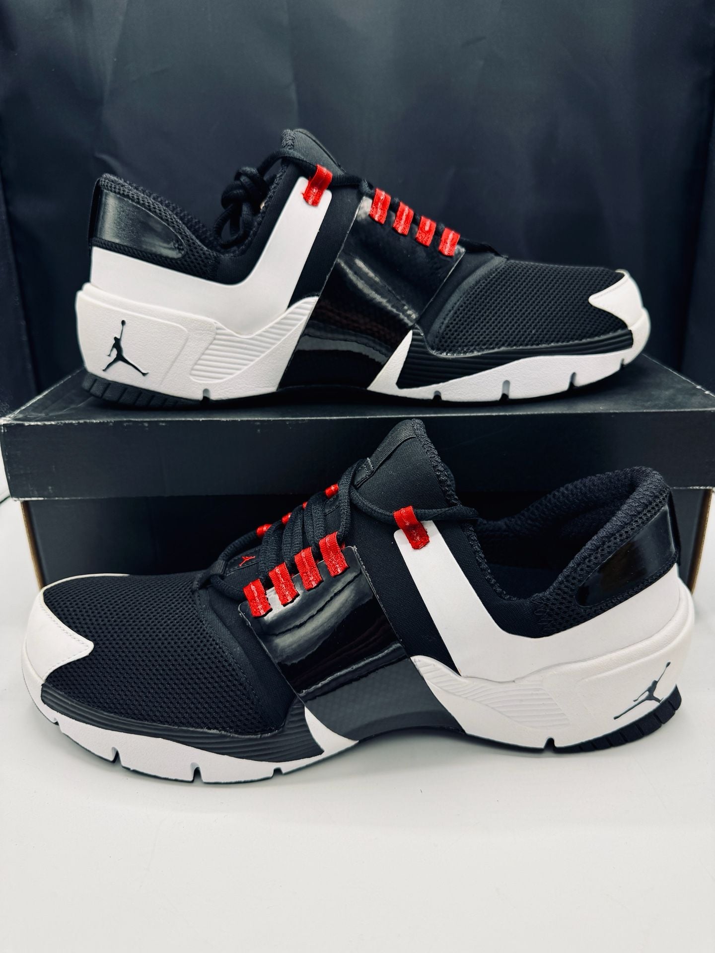 Jordan Alpha Trunner Size 12 Black White Gym Red 919714-002 Brand New!! 2
