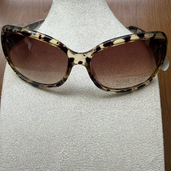 Nine West SR1123 Tortoise Oval Sunglasses Brown Gradient Lens