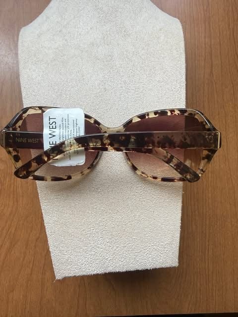 Nine West SR1123 Tortoise Oval Sunglasses Brown Gradient Lens 5