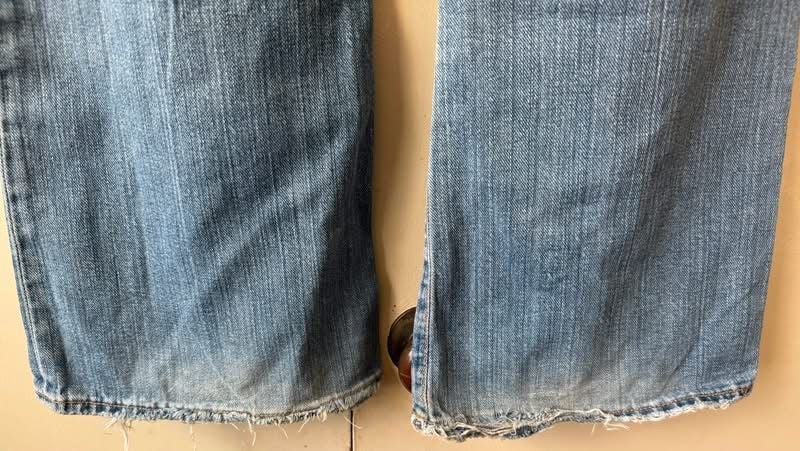 AG Adriano Goldschmied Light Wash Flare Jeans Size 32 Regular
5