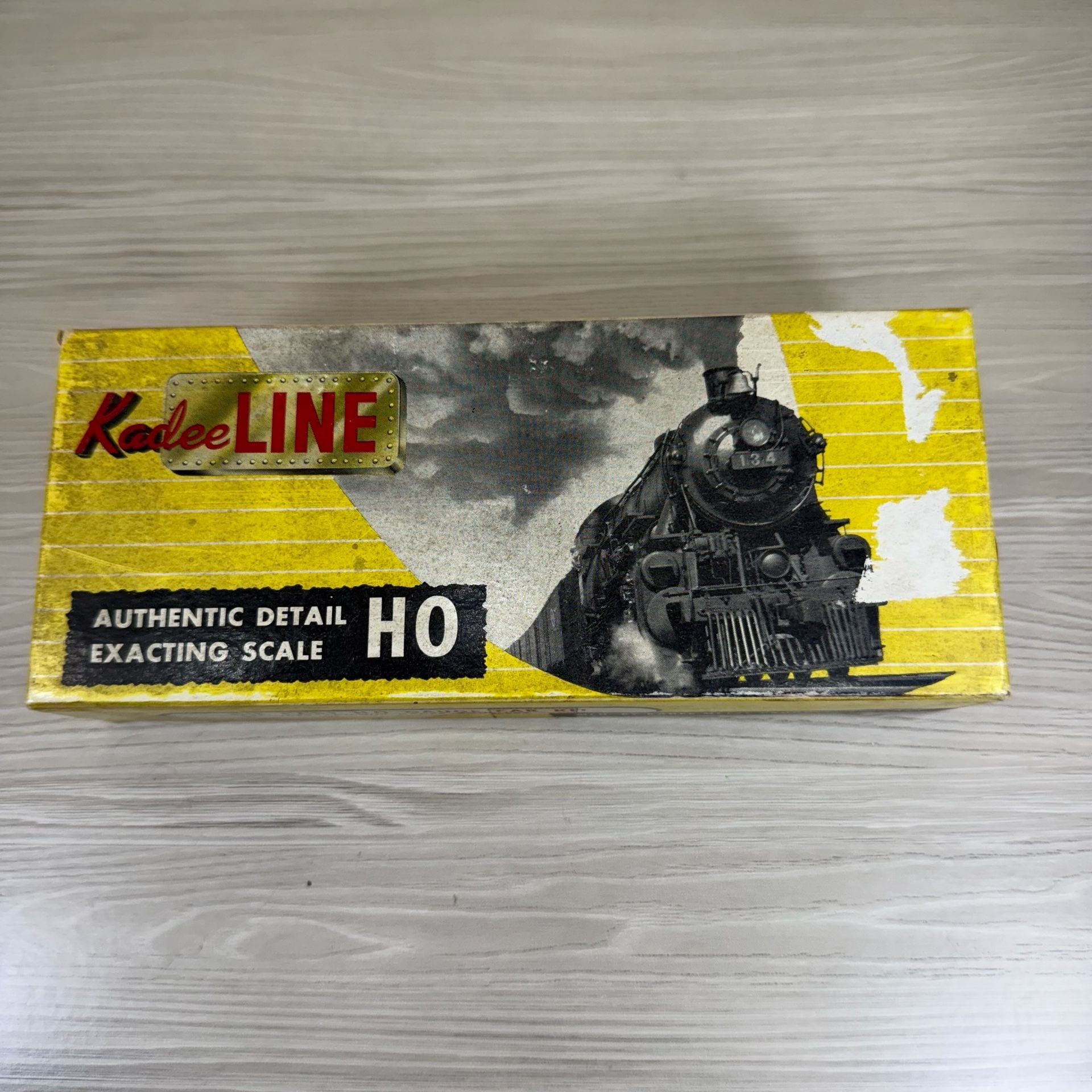 Kadee Line Truss Log Car HO Gauge L-103 Kit CAR ONLY NO LOGS 2