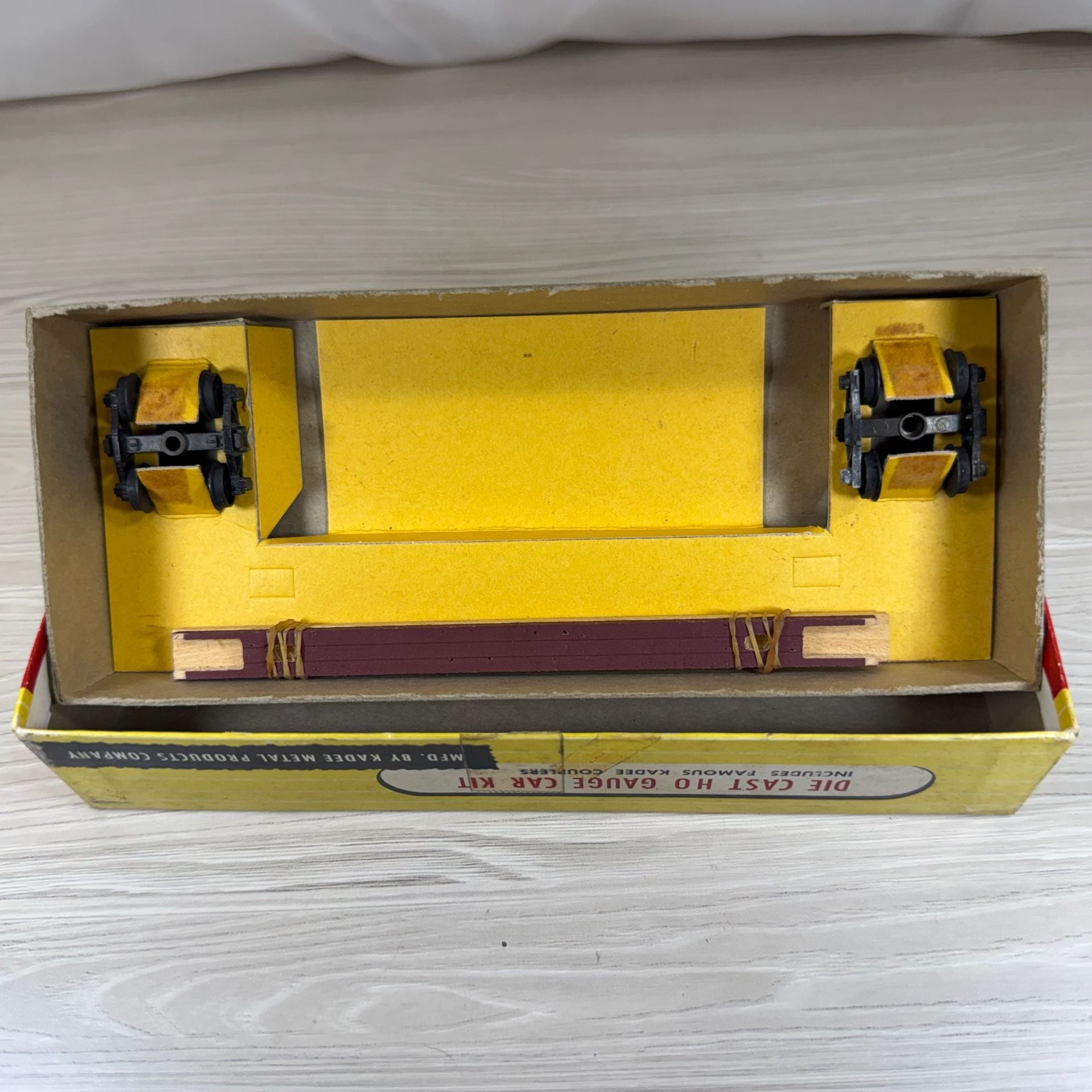Kadee Line Truss Log Car HO Gauge L-103 Kit CAR ONLY NO LOGS 8