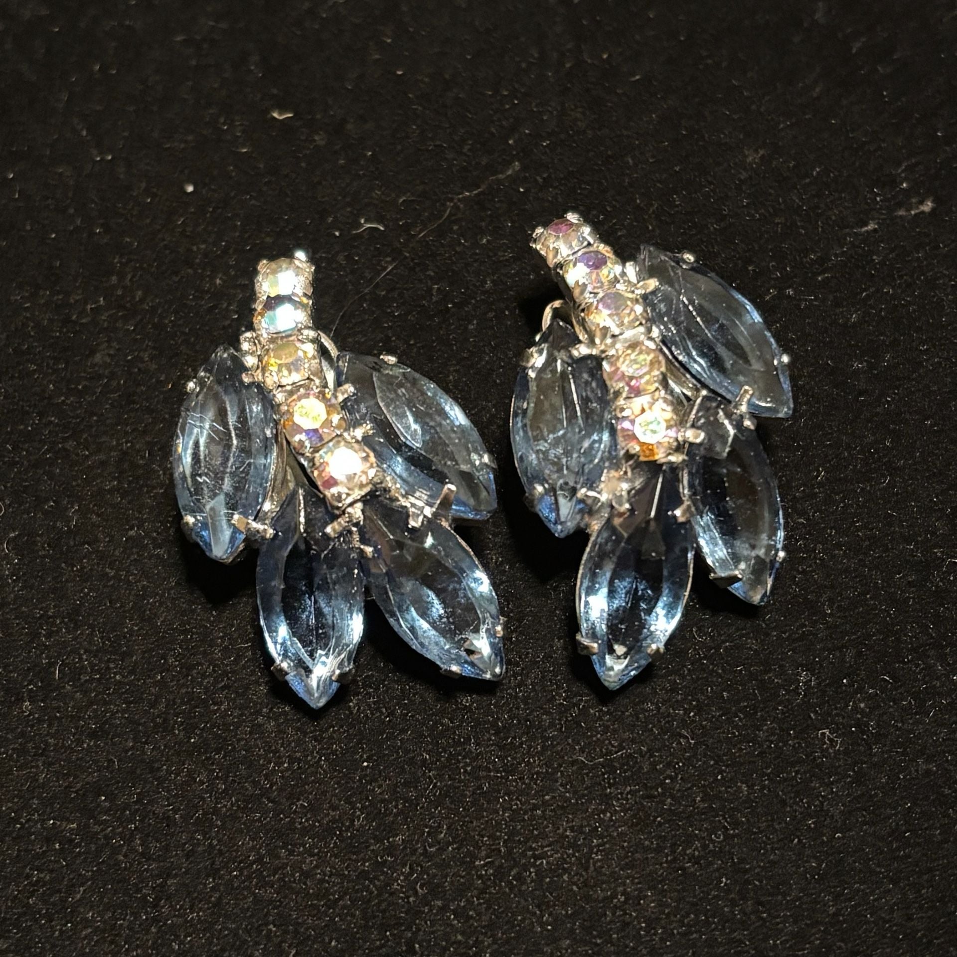 Vintage blue clip on earrings 2
