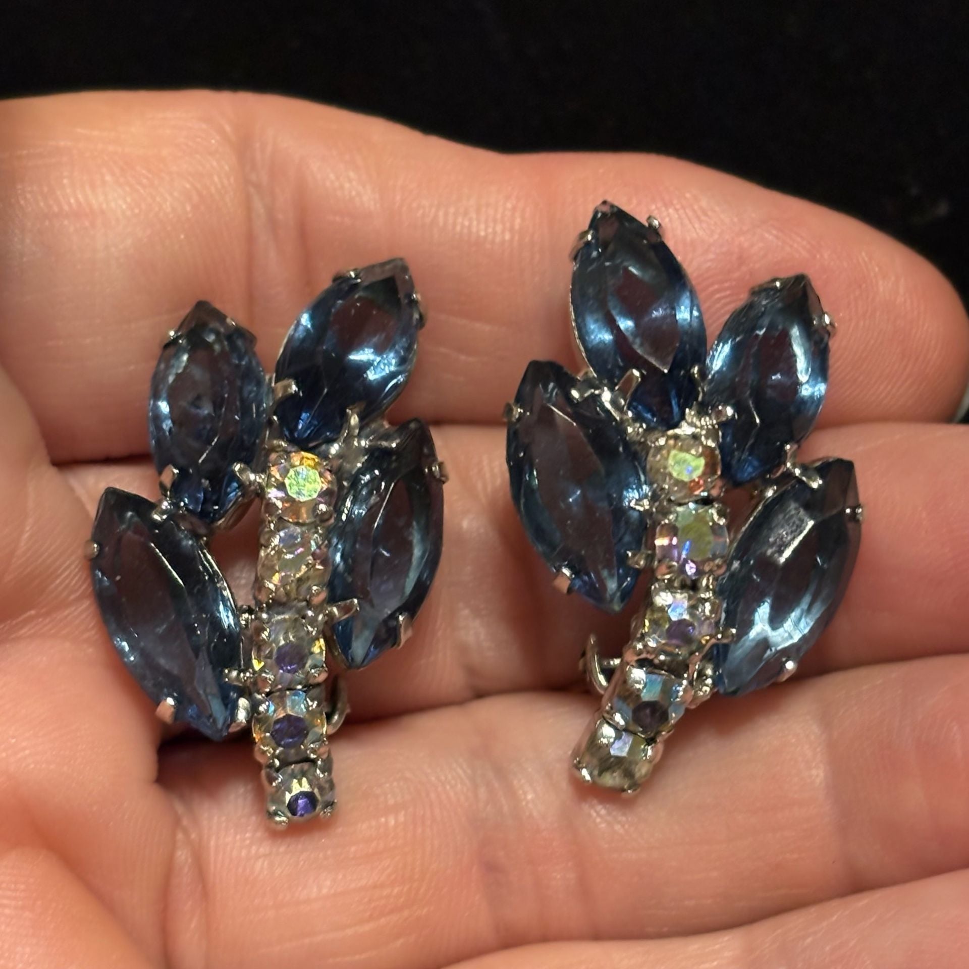 Vintage blue clip on earrings 5