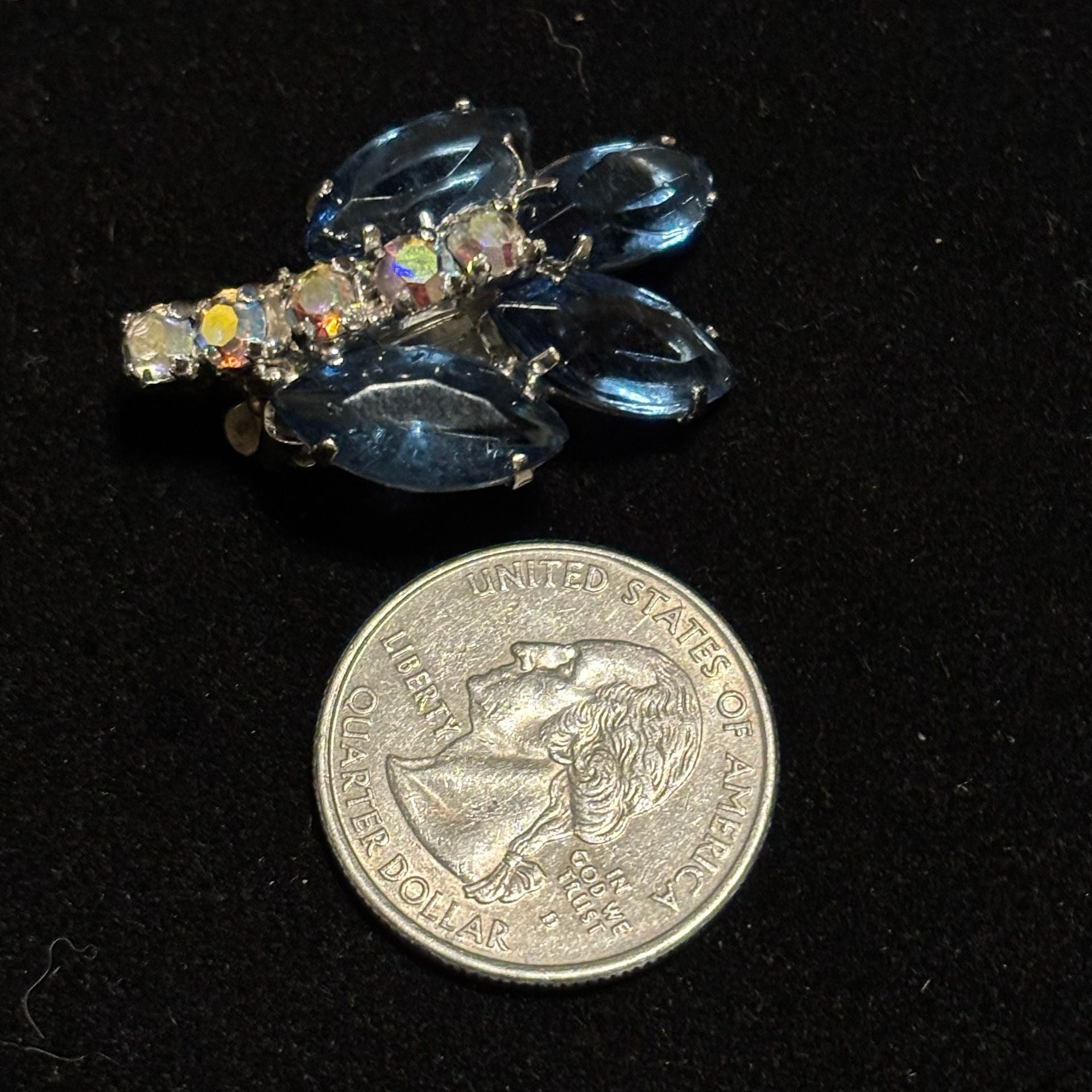 Vintage blue clip on earrings 6