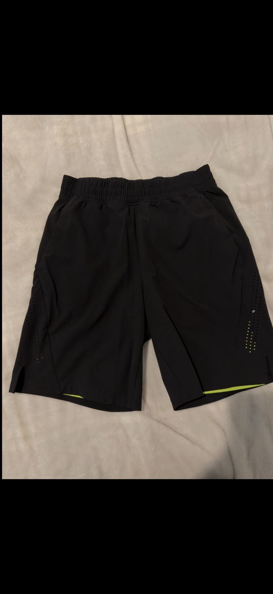 4F Running Shorts 2