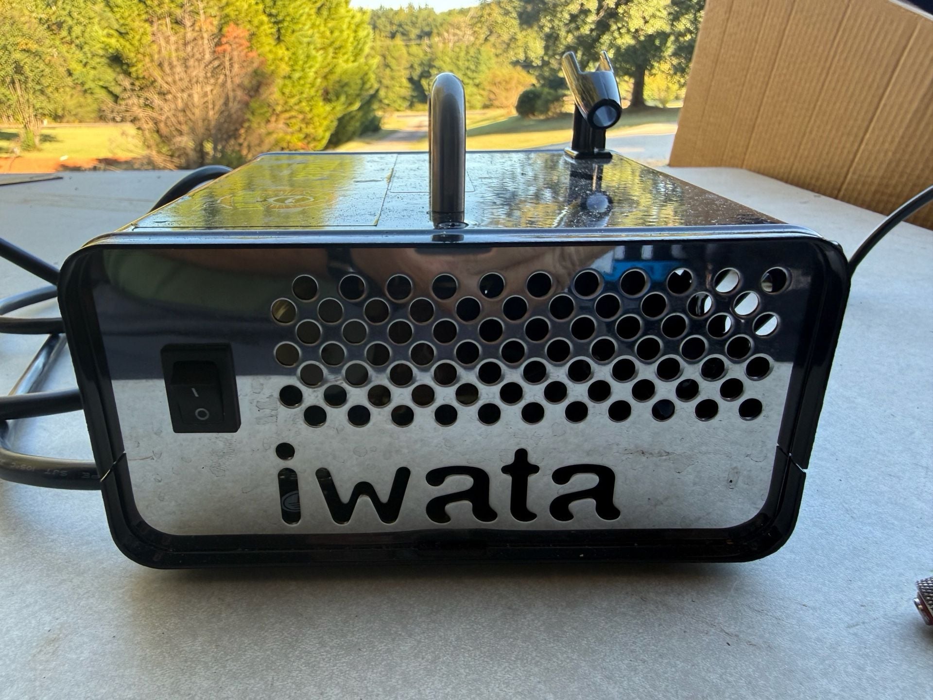 Iwata Studio Series Ninja Jet Air Compressor Model IS-35 2