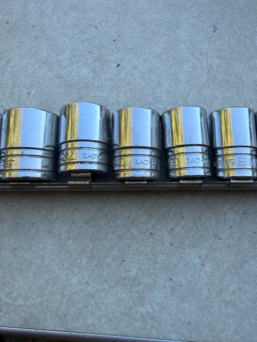 Product thumbnail 3
