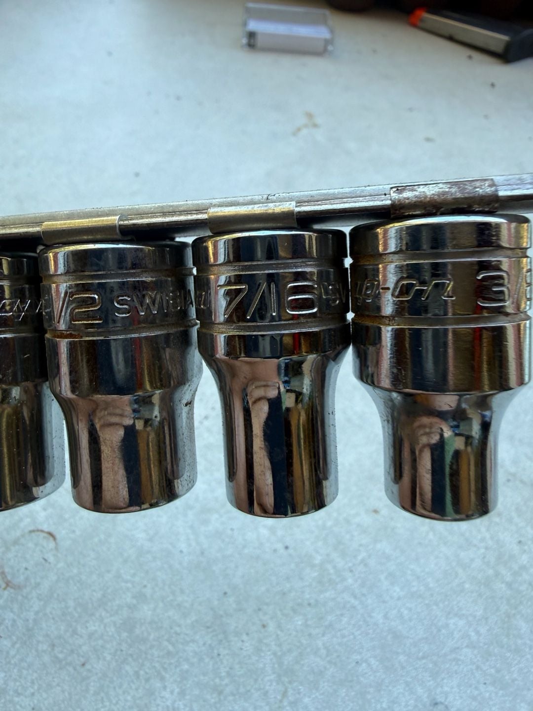 Snap-On Socket Set 3/8 Inch to 1-1/4 Inch SAE 1/2 Inch Drive 8