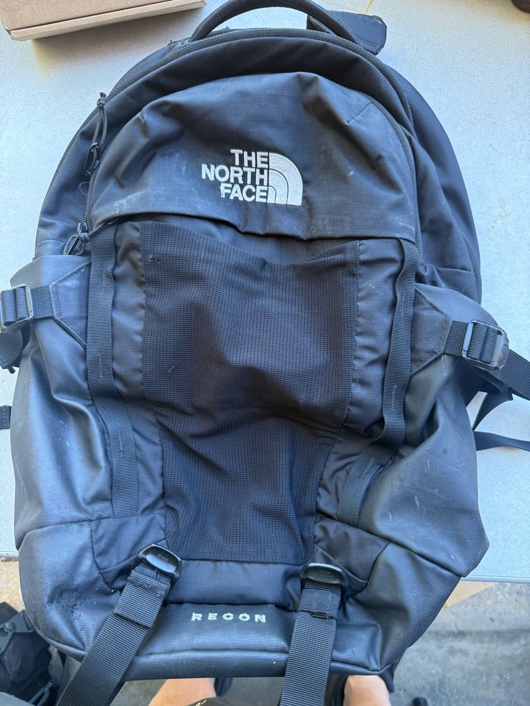 The North Face Recon Backpack Black 2