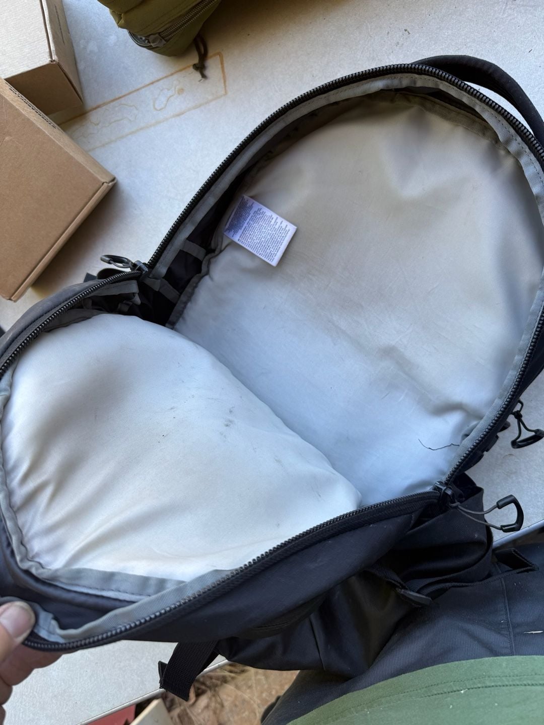 The North Face Recon Backpack Black 4