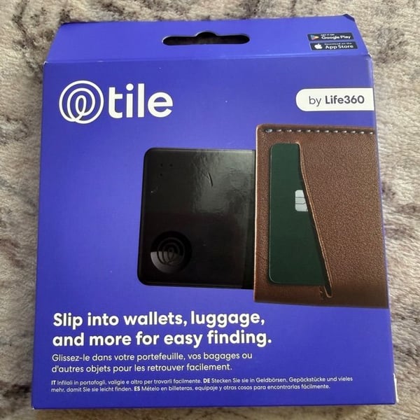 Tile Slim by Life360 Bluetooth Tracker