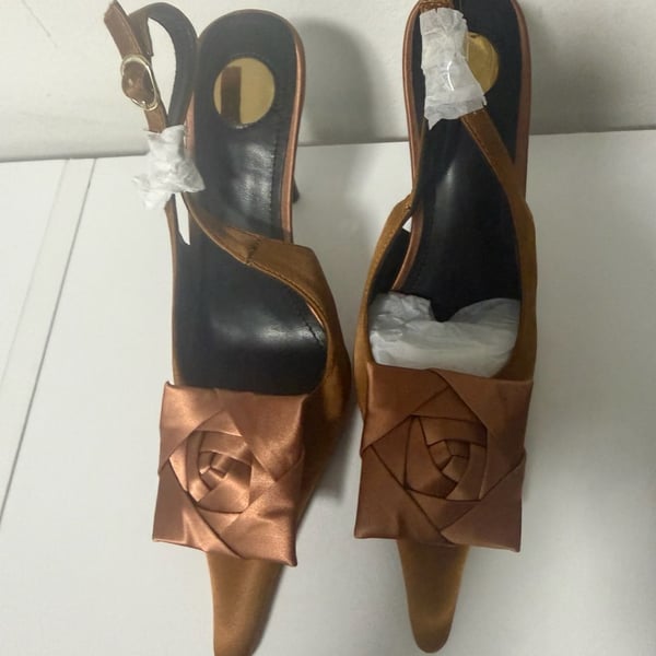 Satin Flower Decoration Pumps Evening Shoes Stiletto... From 59,16 €