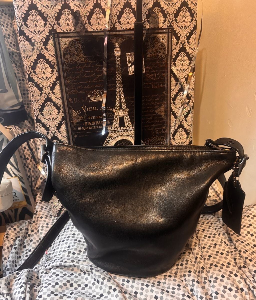 COACH Bleecker Leather Very Soft Port Duffle Feed Bucket 32282 Shoulder Bag - HTF 8