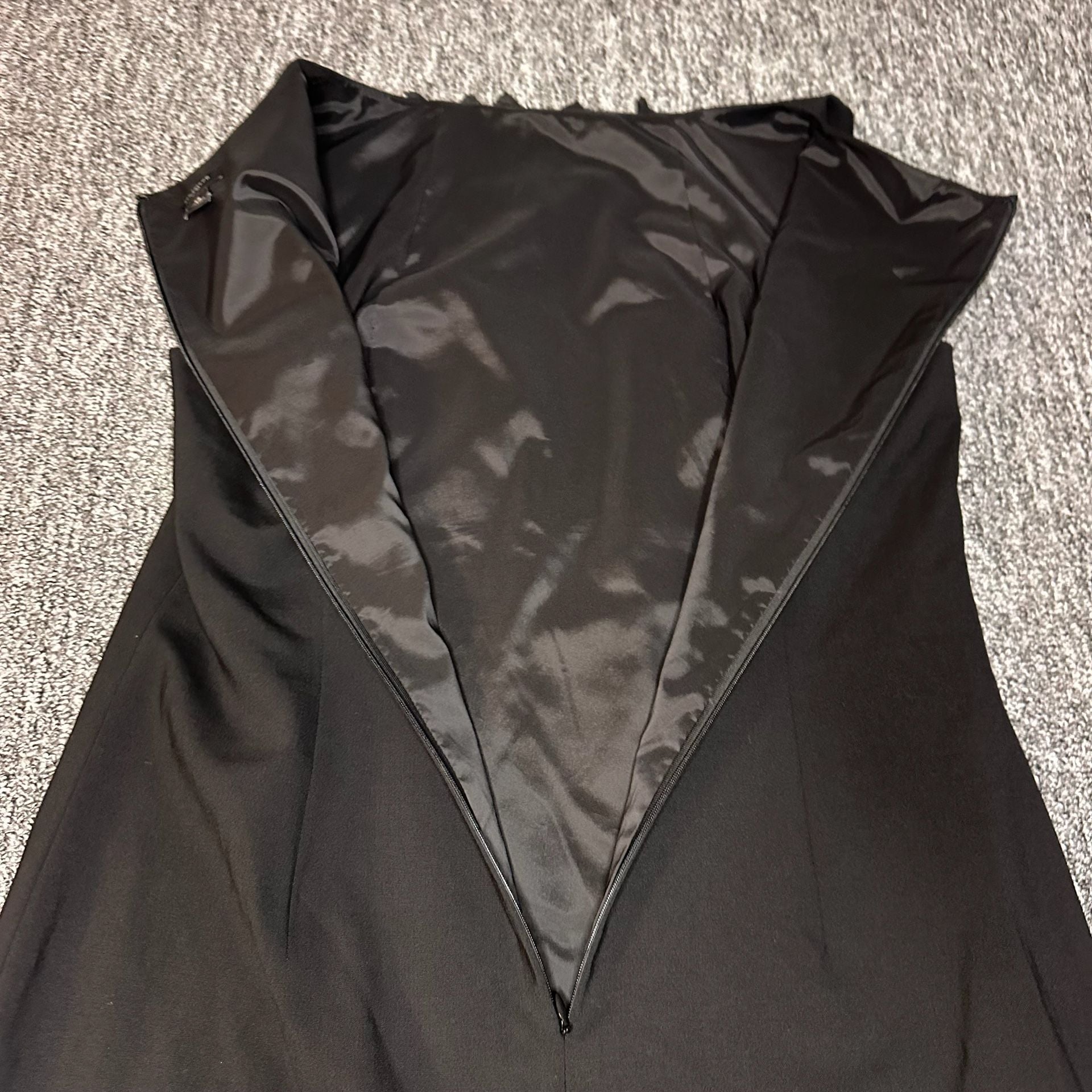 Ann Taylor Women’s Dress Virgin Wool and Silk Ruffle Sheath Dress Black NWOT 17