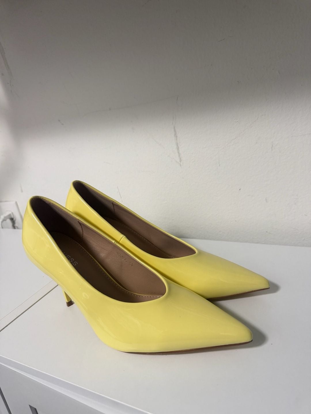 BERNESS Pointed Toe Stiletto Pumps Size 7 Yellow Patent Leather Heels 3