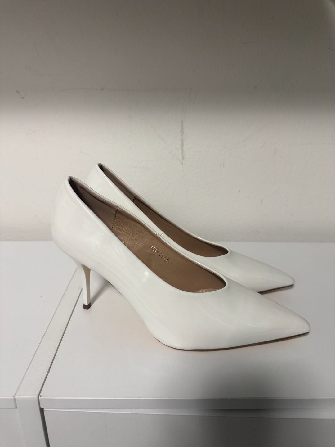 Leather Pointed-Toe Pump 4