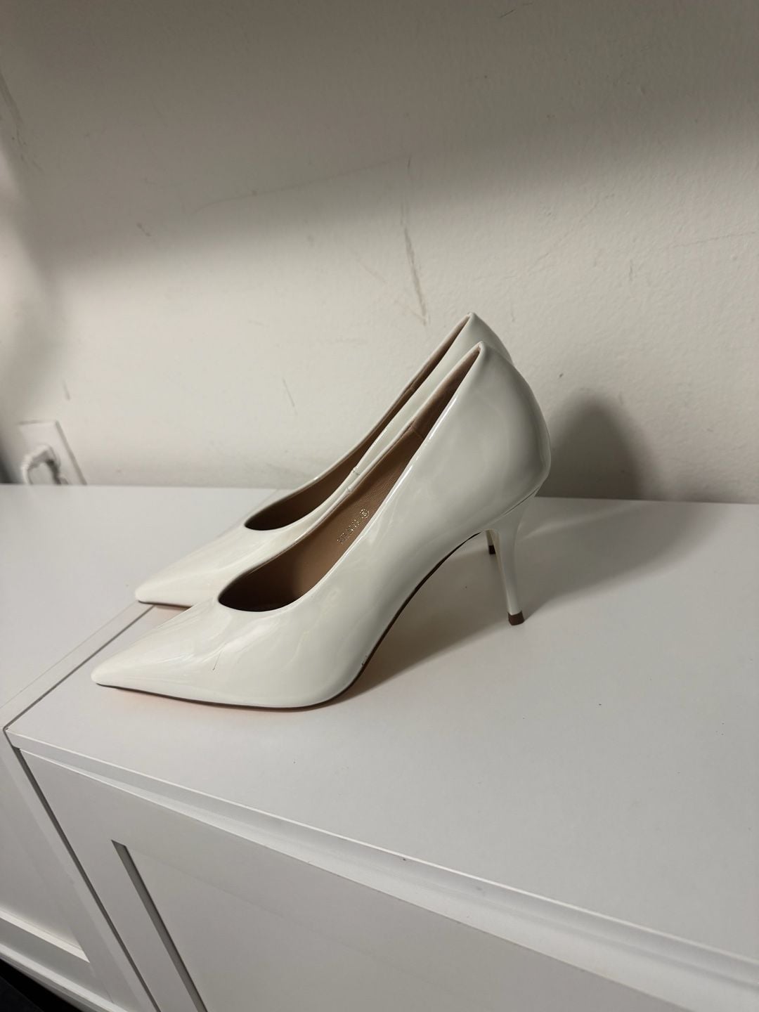 Leather Pointed-Toe Pump 5