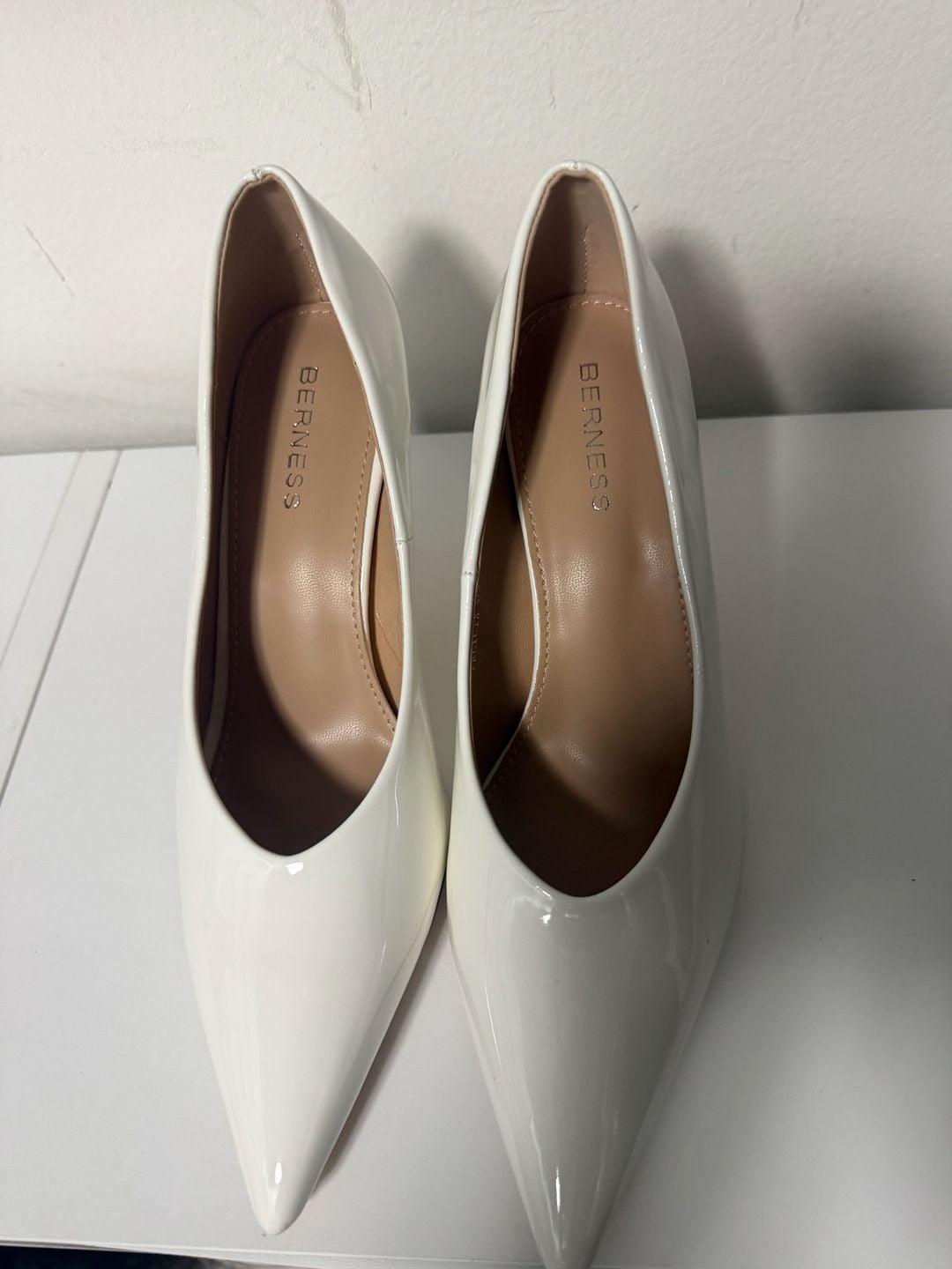 Leather Pointed-Toe Pump 6