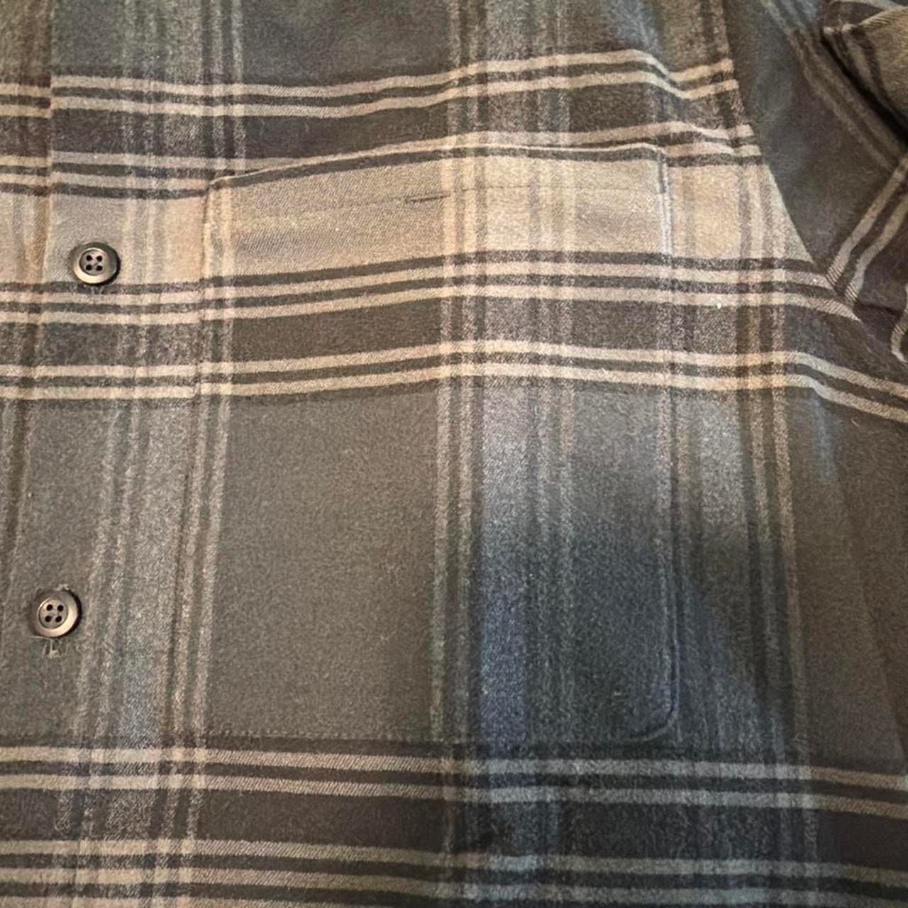 Lululemon Men's Gray Plaid Button Down Flannel Long Sleeve Mens Size Small 4