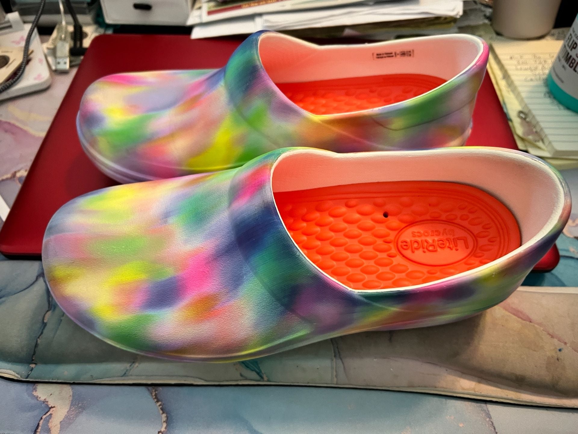 Crocs Neria Pro II Graphic Tie-Dye Clogs Size 8 Multicolored 3