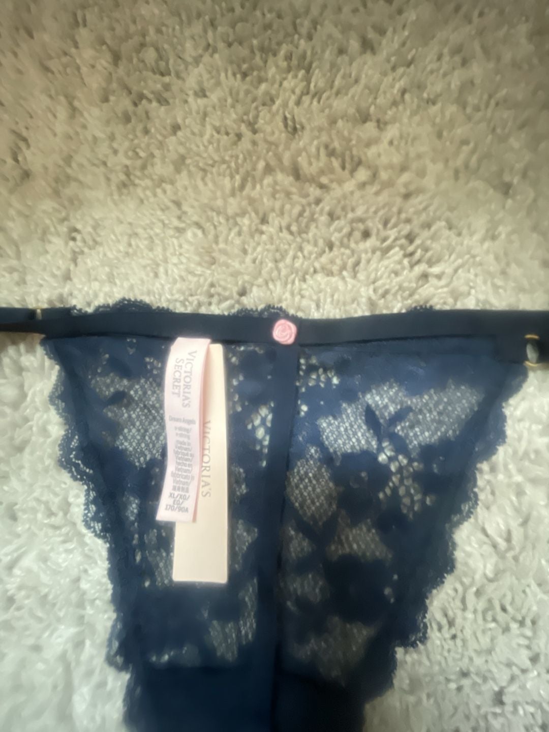 Victoria's Secret Rhinestone Lace Shine Strap Thong Panty Color Green NWT 10