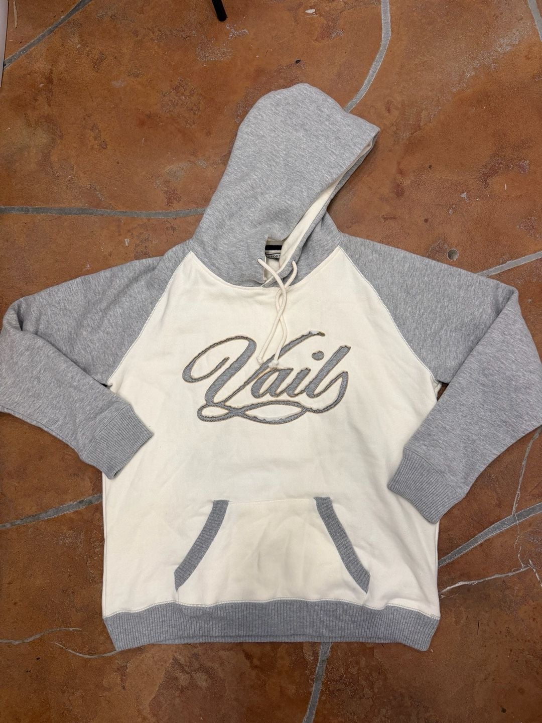 MV Sport Vail Hoodie Size XL Gray White Script Logo Fleece 2