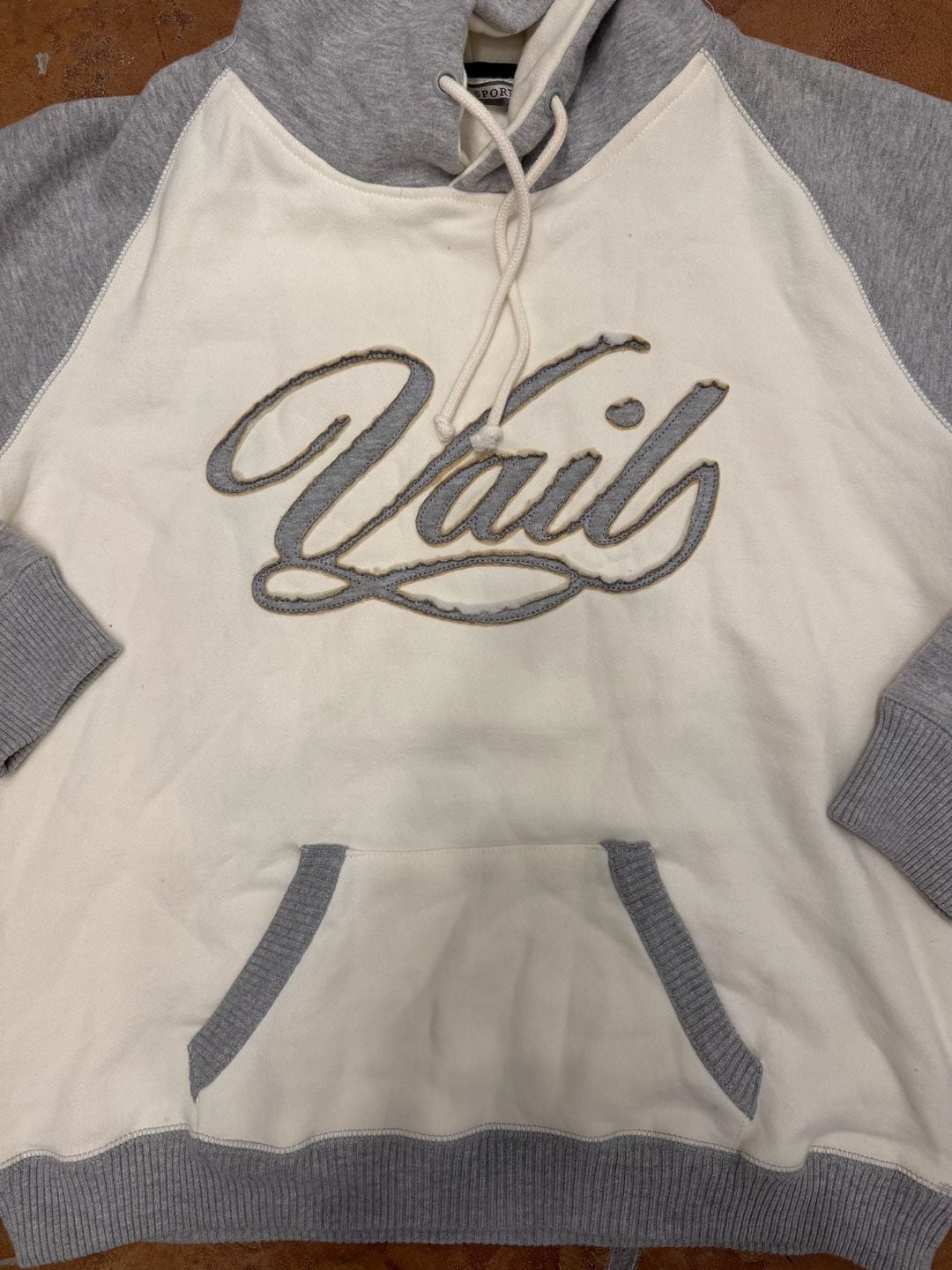 MV Sport Vail Hoodie Size XL Gray White Script Logo Fleece 3