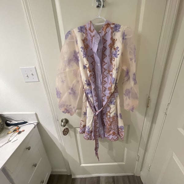 Zivah Lavender Autumn Elegant Tea Party Cocktail Evening Wedding Guest Plus Size Mini Shirt Dress French Palace Style Floral Print Sheer Mesh Lantern Sleeve
