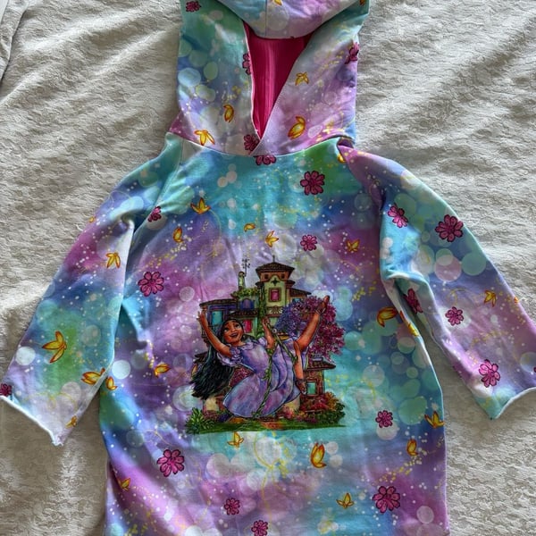 Disney Encanto Hoodie Multi Color
Child - Small 
