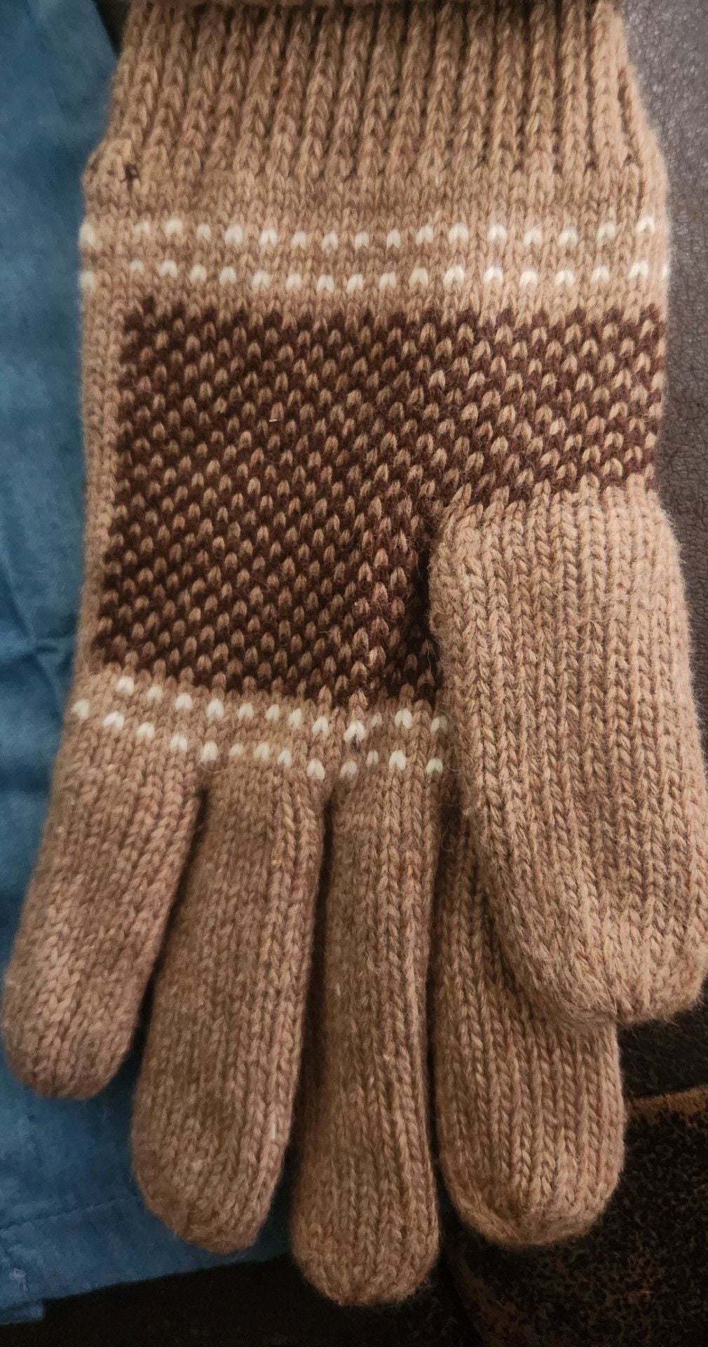 Fashion Gloves Winter Knit Gloves Snowflake Design Tan Brown 3