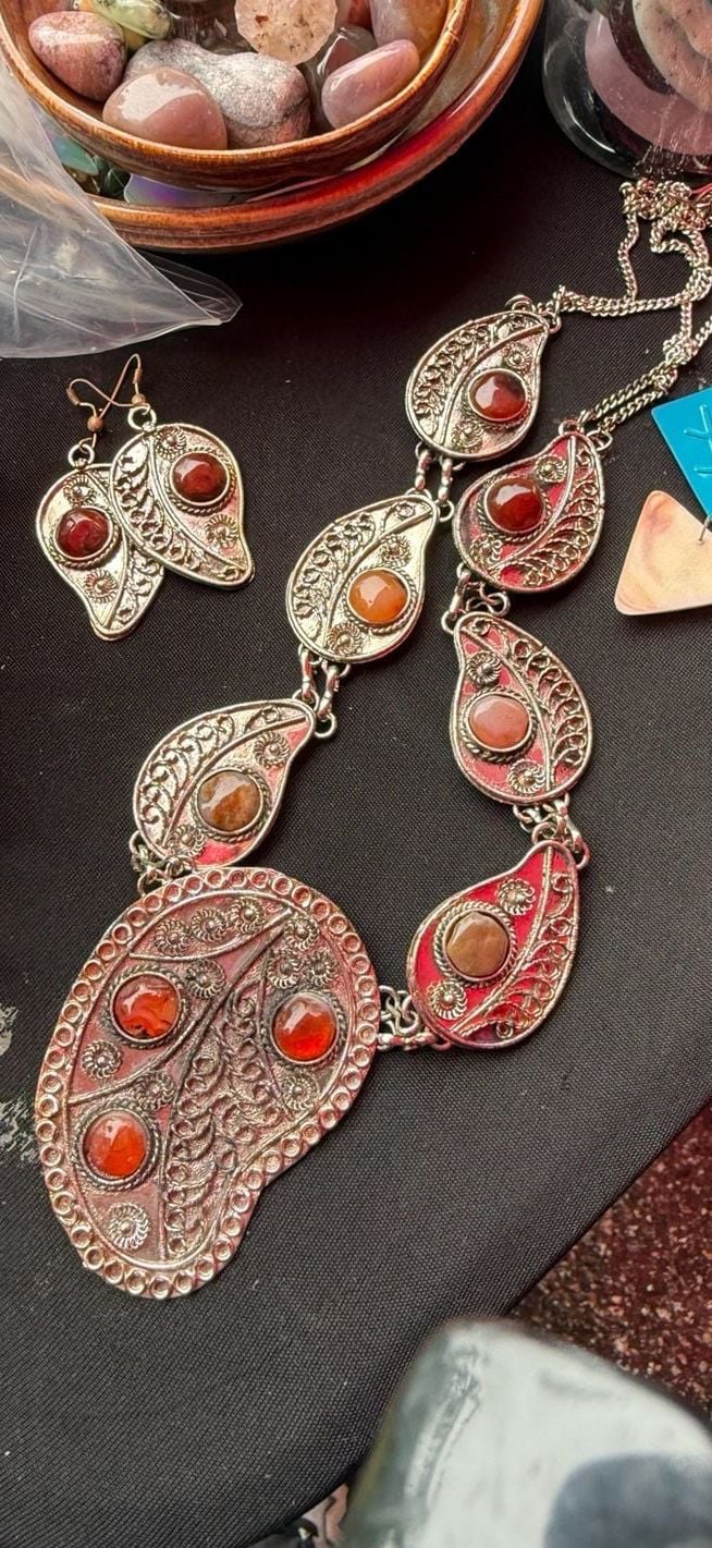 Vintage Ethnic Tribal Filigree Statement Necklace with Red Stones and matching earrings 1