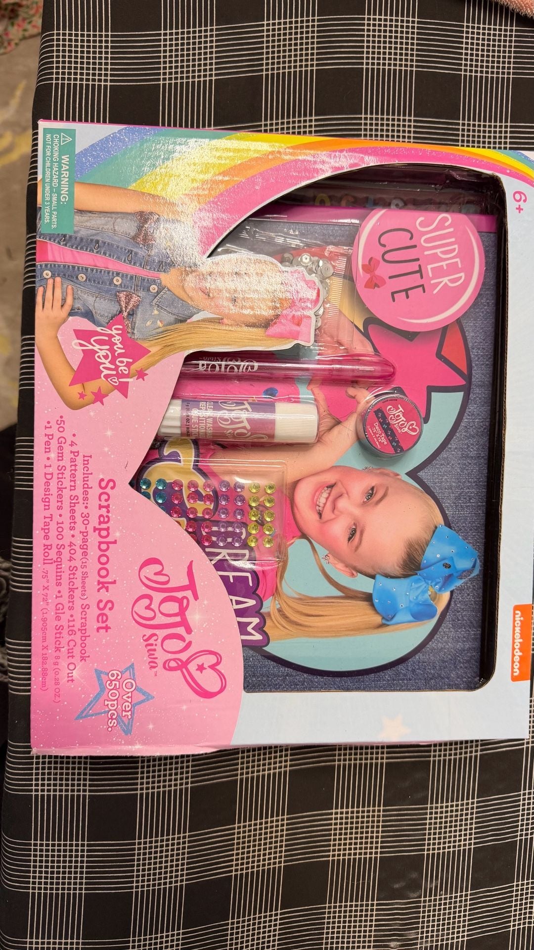 Jojo Siwa Scrapbook Set Over 650pcs, Stickers and Art Activity Kit 1