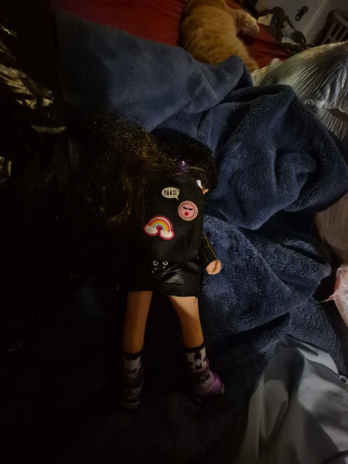 MGA Na! Na! Na! Surprise Teens Rebel Dare Fashion Doll 2