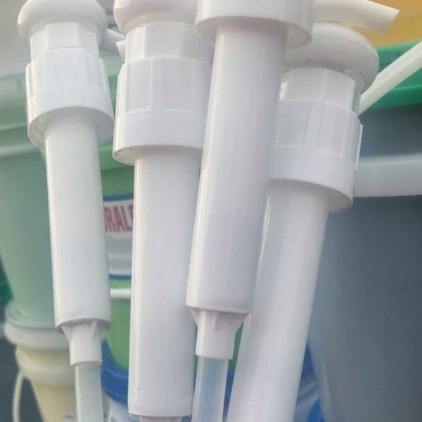 4 pumps for 5-gallon buckets, large bottles, and large containers for $20