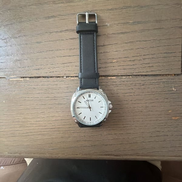 Kenneth Cole Reaction Watch GA70098 Silver Dial Black Leather Strap