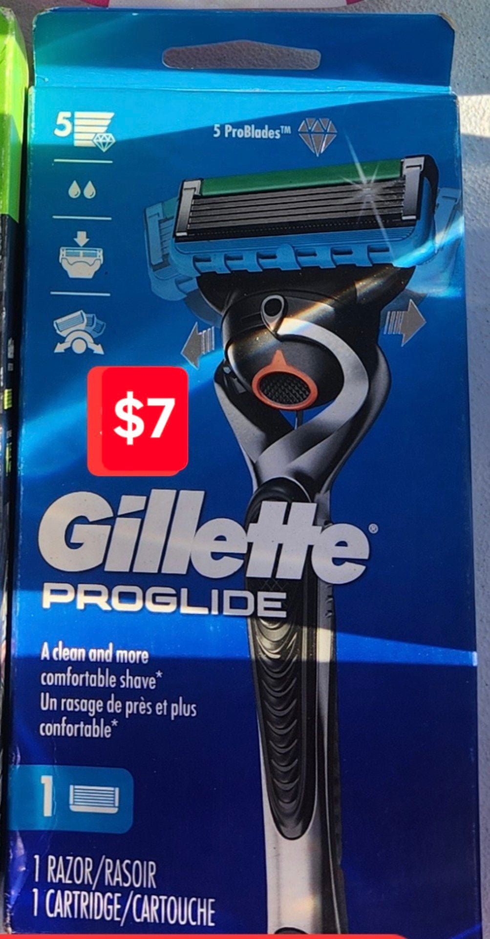 Gillette ProGlide Razor with 1 Refill 1
