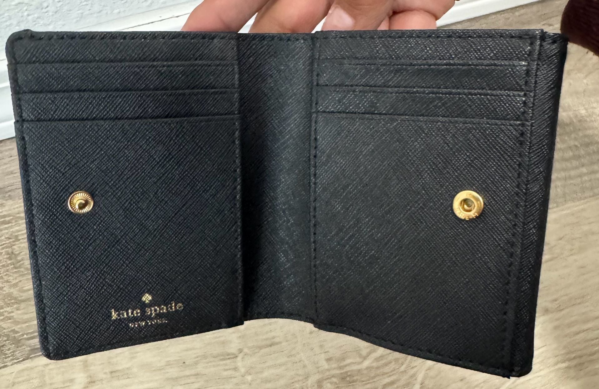 Kate Spade New York Cameron Street Tavy Black Leather Wallet 4