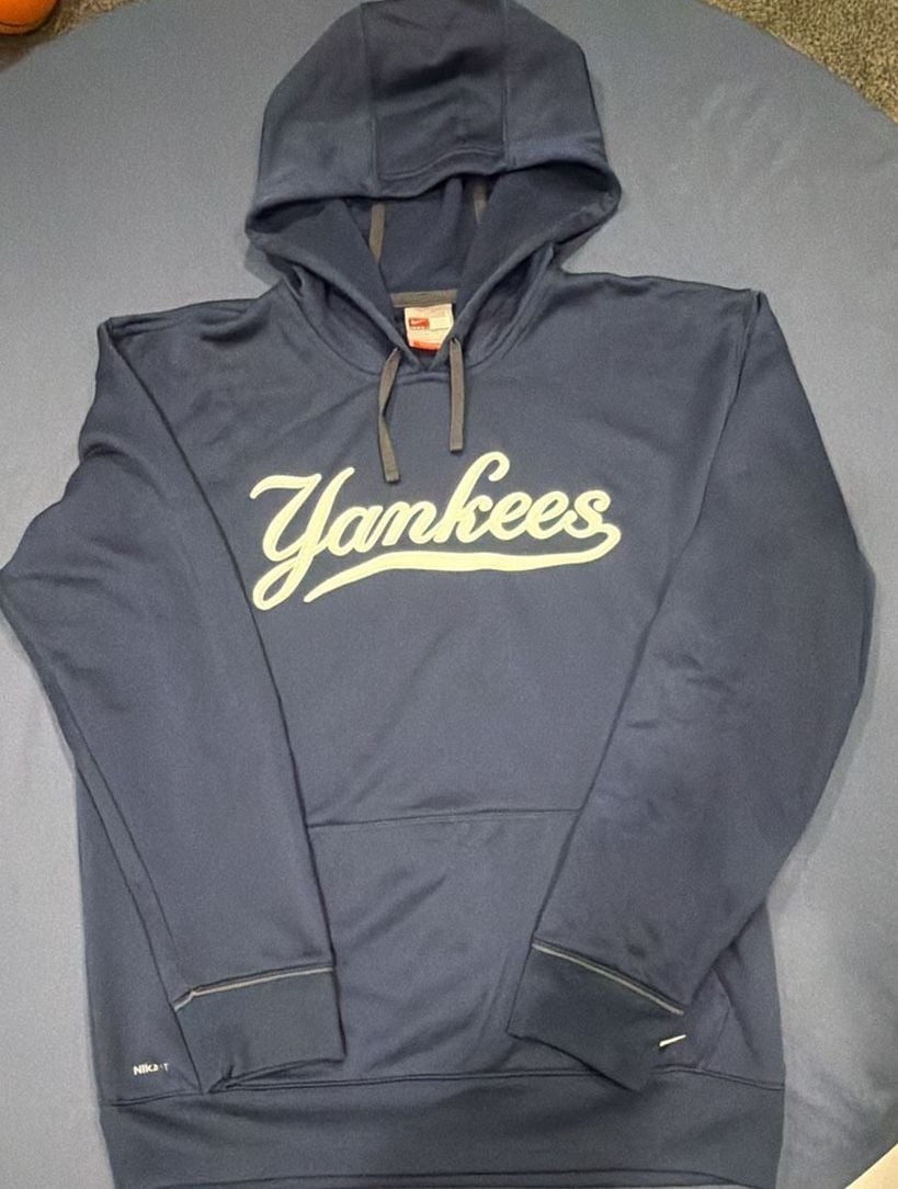 Nike New York Yankees Therma Fit Hoodie Size L Navy Blue Script Logo Pullover 2
