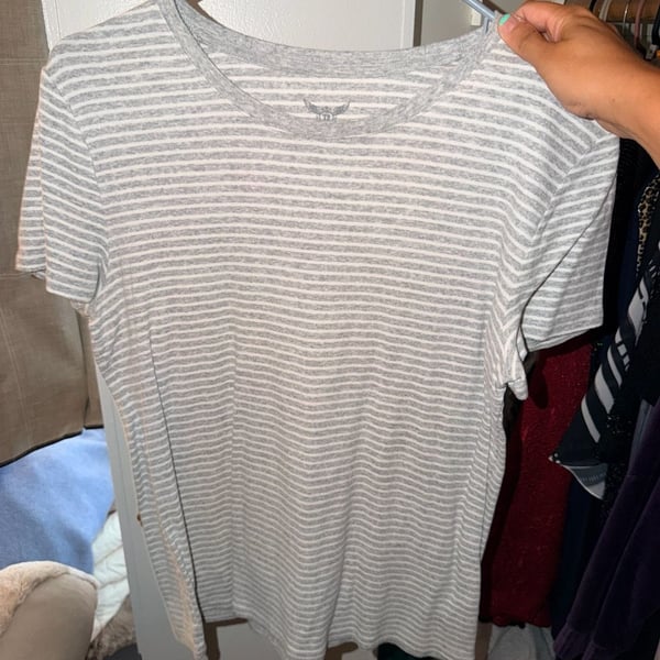 Faded Glory Striped Short Sleeve Crew Neck T-Shirt Size XL/XG (16-18) Gray