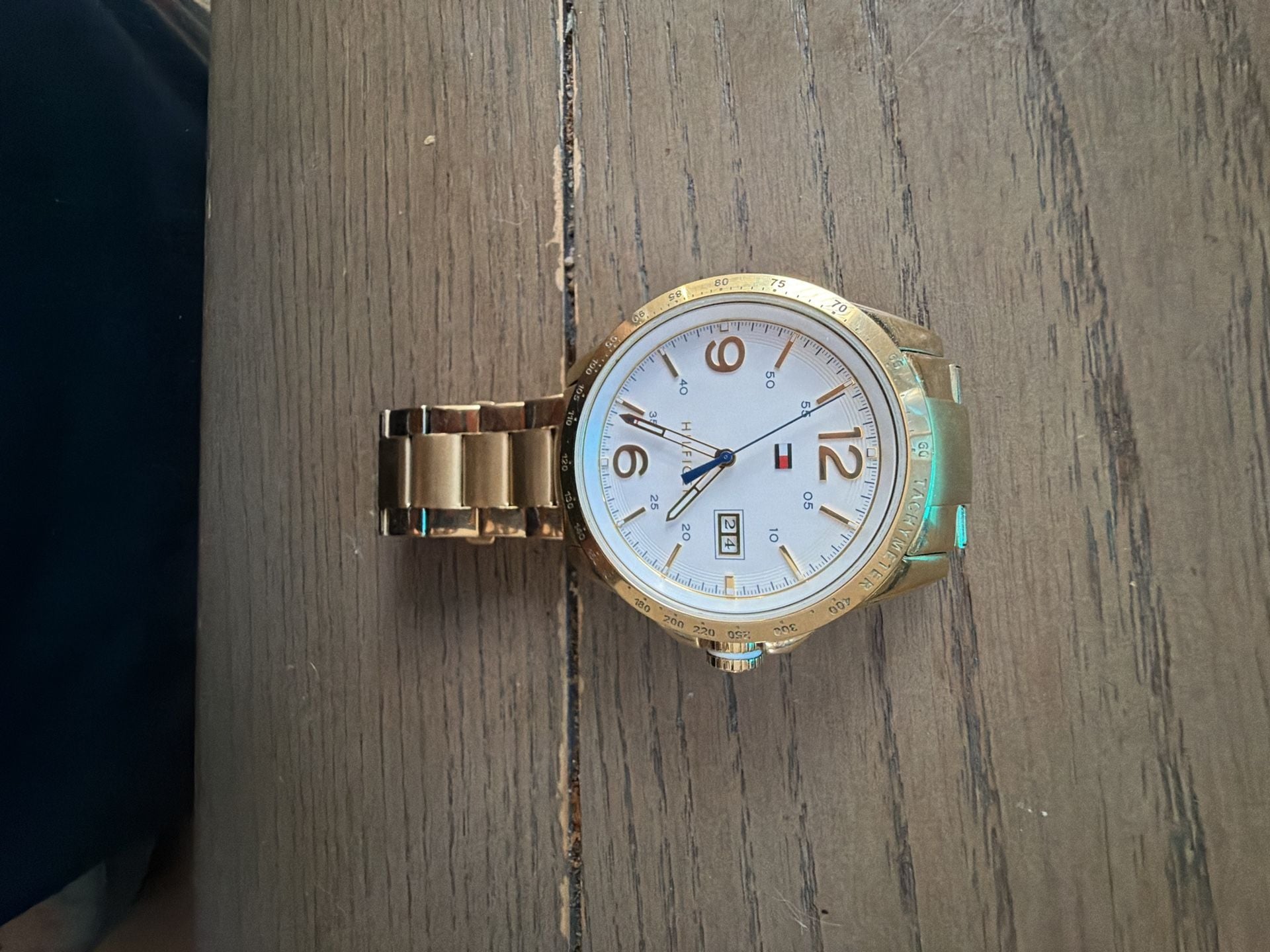 Tommy Hilfiger Sport Watch Gold Tone White Dial TH.294.1.34 2
