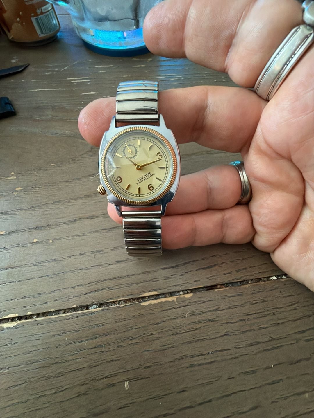 Pintime PT-2548 Vintage Cushion Quartz Watch Two-Tone Expansion Band 3