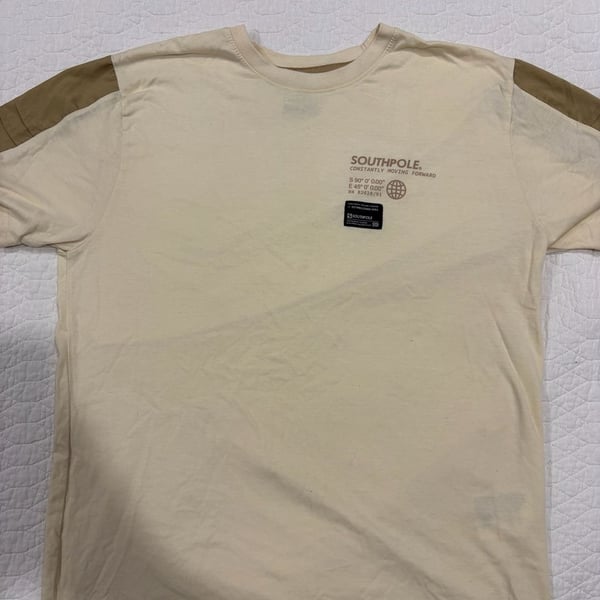 Southpole Men’s XL Cream T-Shirt Brown Shoulder Panels Graphic Tee
